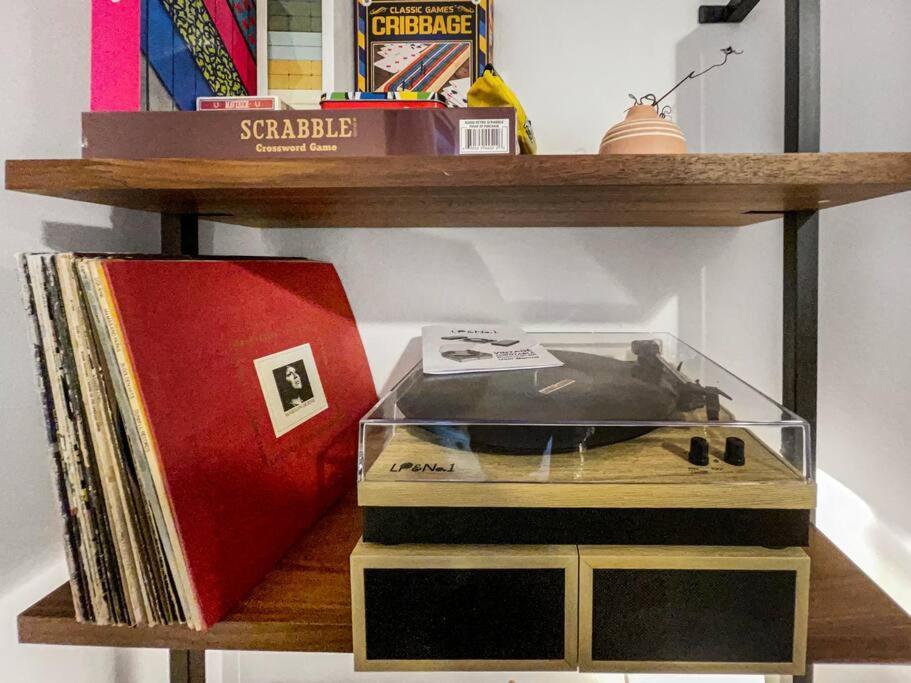 Breezy Hill Eccentric Studio Cottage Accord Экстерьер фото